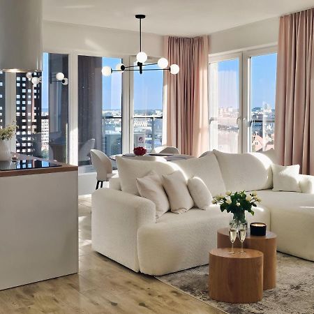 Urban Apartments Luxury Skyline Sokolska Towers 30A, 2 Free Garages, Gym & Sauna, Self Check-In Katowice Exterior photo