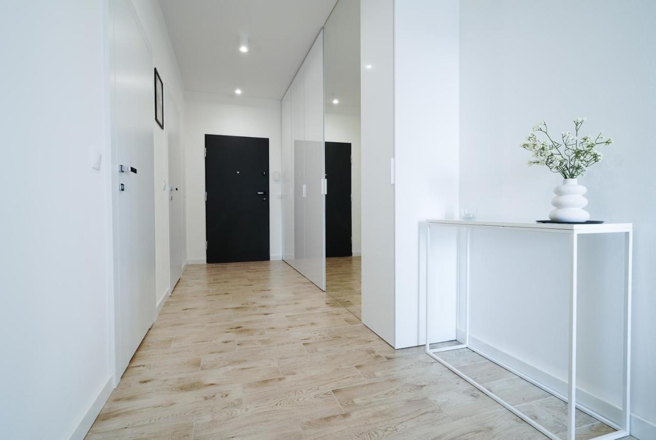 Urban Apartments Luxury Skyline Sokolska Towers 30A, 2 Free Garages, Gym & Sauna, Self Check-In Katowice Exterior photo