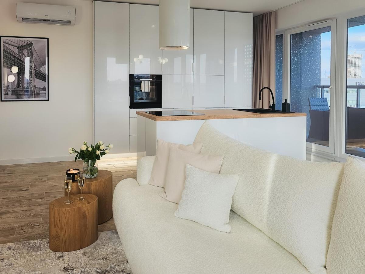 Urban Apartments Luxury Skyline Sokolska Towers 30A, 2 Free Garages, Gym & Sauna, Self Check-In Katowice Exterior photo