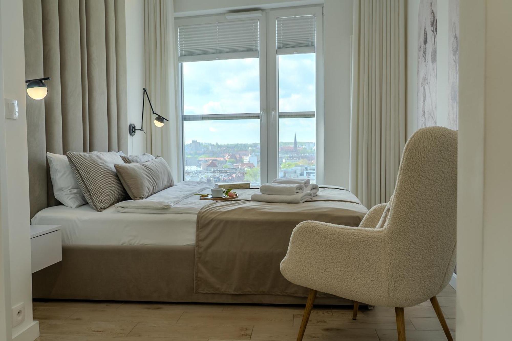 Urban Apartments Luxury Skyline Sokolska Towers 30A, 2 Free Garages, Gym & Sauna, Self Check-In Katowice Exterior photo